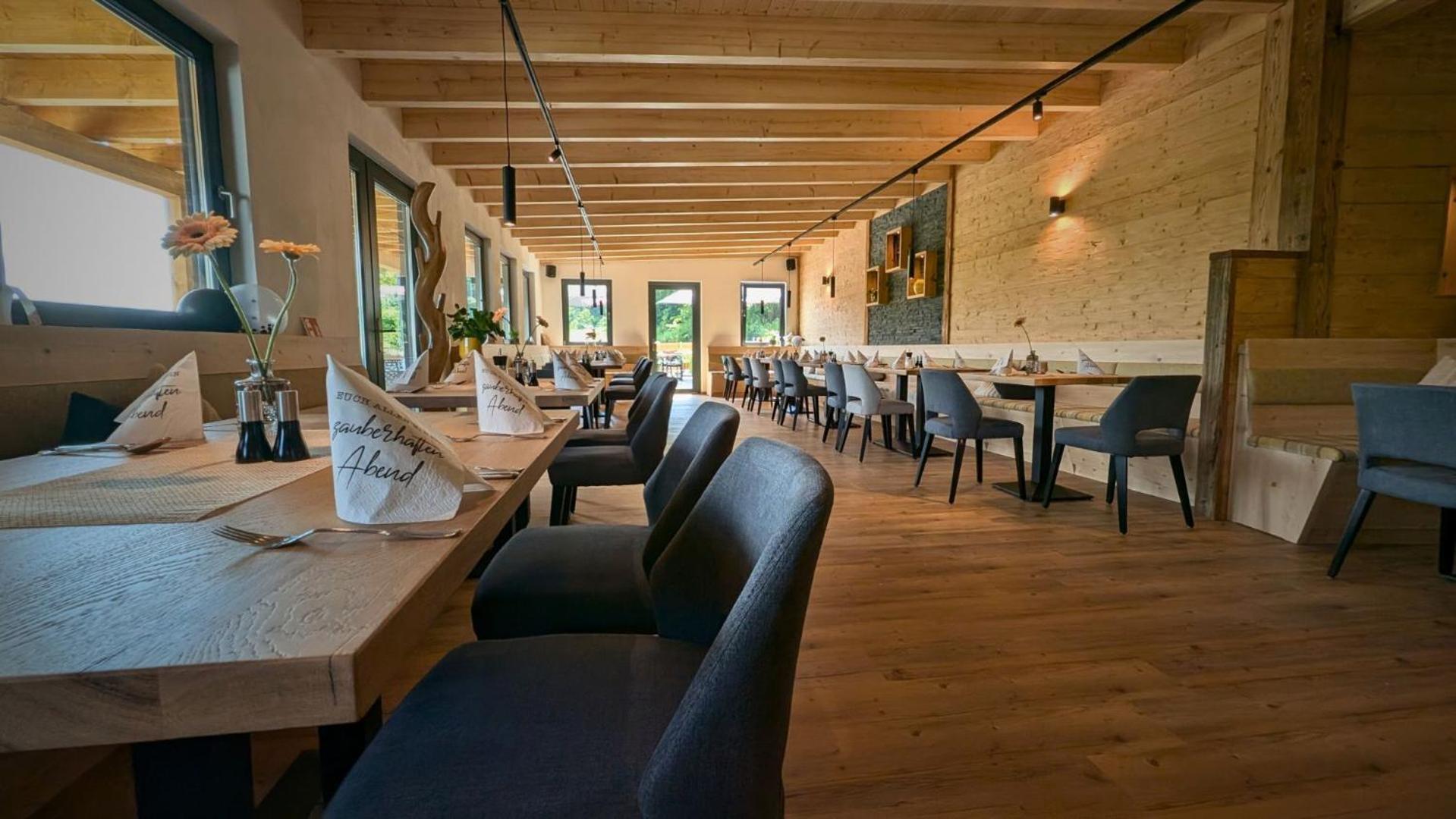 Hotel Berghof Wasserkuppe & Gaestehaus Fuldaquelle Герсфельд Экстерьер фото